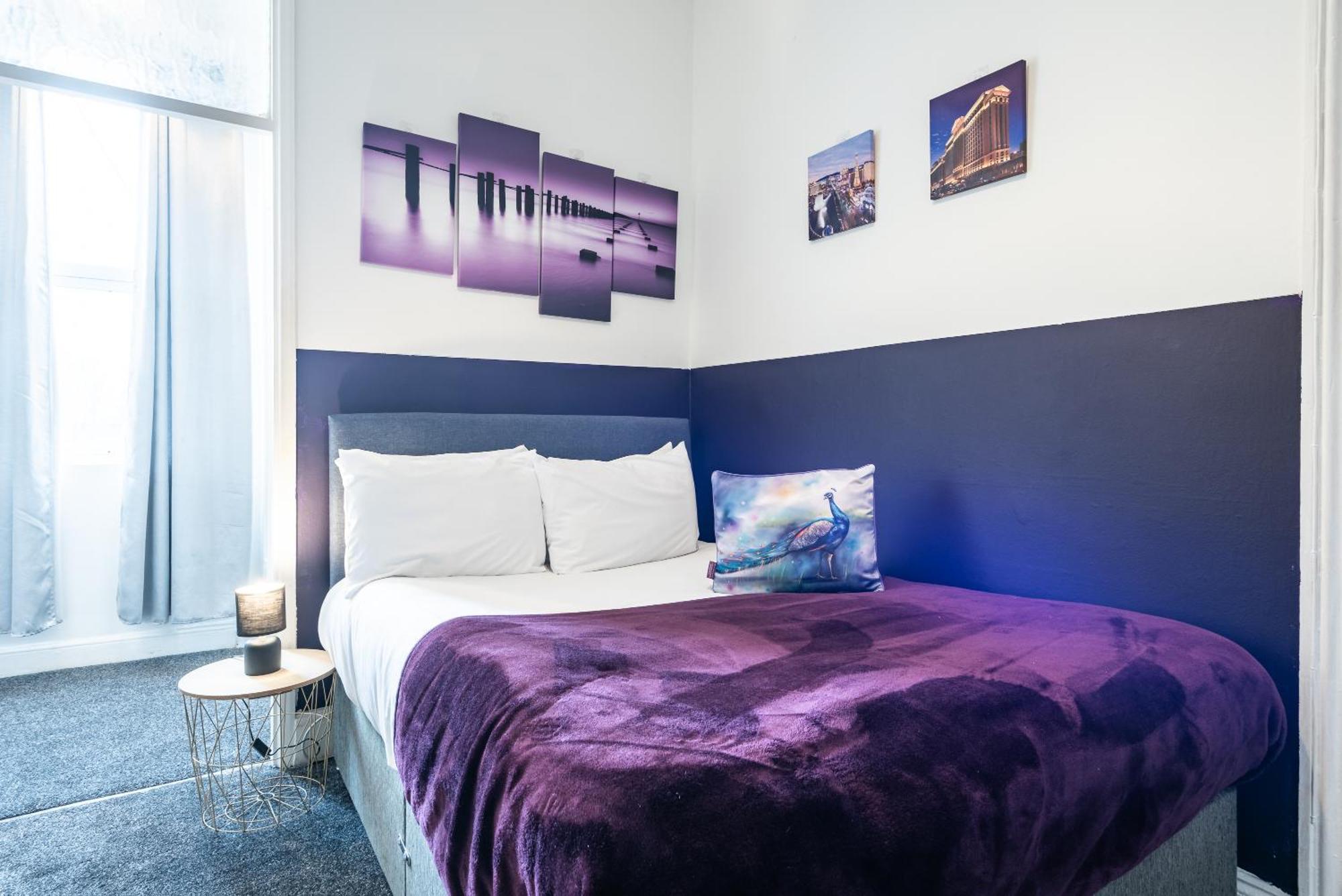 Holiday home 6 Roomy Bedrooms Favour Spacious - Sleeps 13 Hull Location Kingston upon Hull
