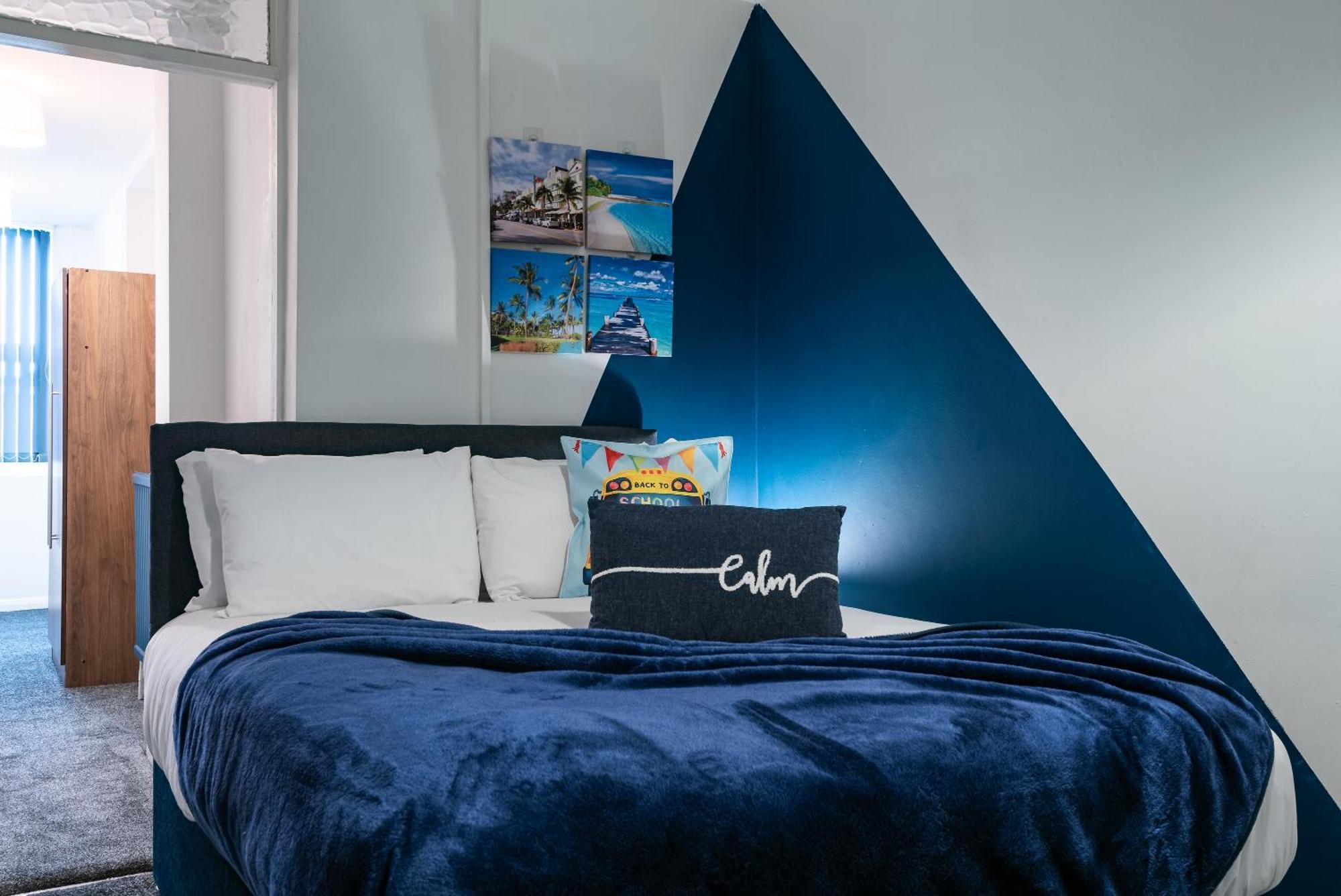 6 Roomy Bedrooms Favour Spacious - Sleeps 13 Hull Location Casa vacanze *
